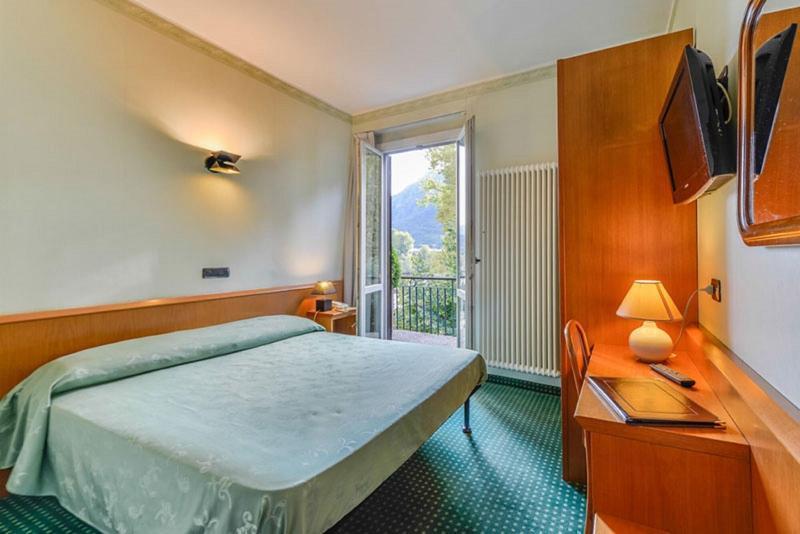 Hotel Don Abbondio Lecco Buitenkant foto