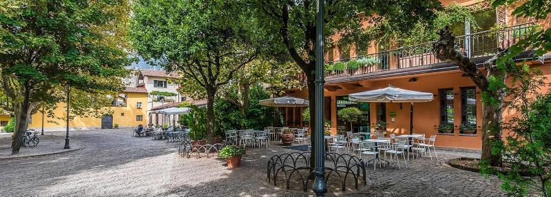 Hotel Don Abbondio Lecco Buitenkant foto
